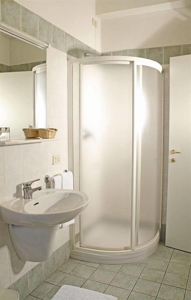 La Pace Hotel 3*